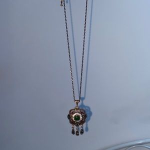 Vintage Necklace🧡 *free with any purchase*